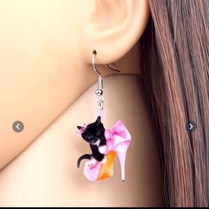 Nwt cute cat erring